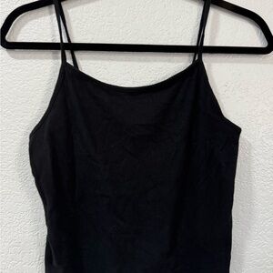4 Cropped Tanks